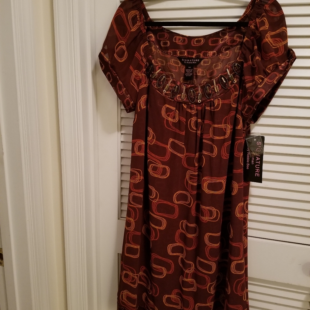 Robbie Bee Dress Size 14W Brown/Rust Short Sleeve